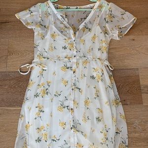 abercrombie white dress with yellow flowers